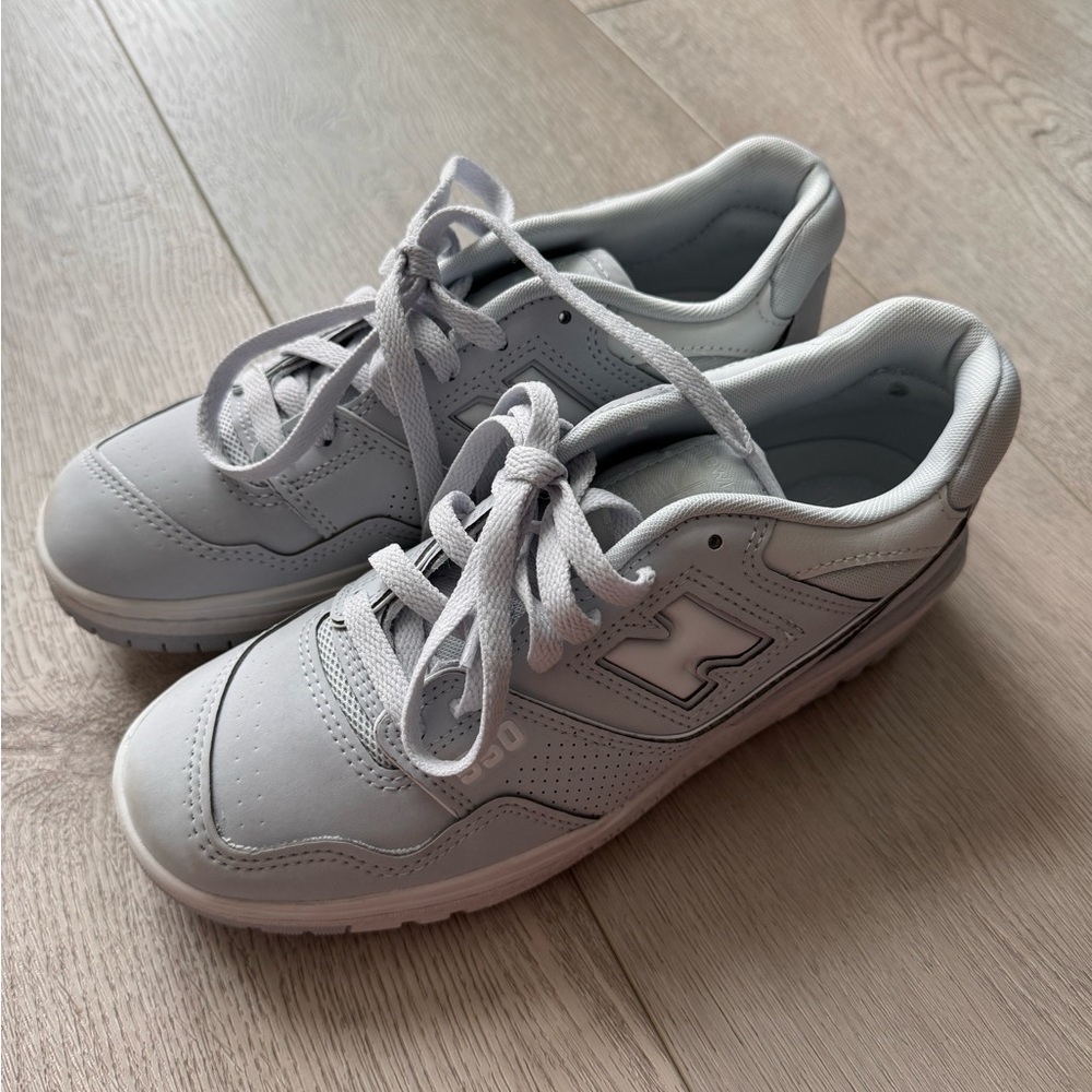 New Balance 550 in Granite